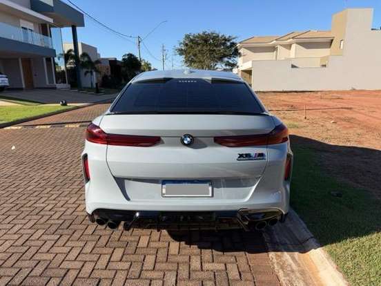 BMW-X6-2023