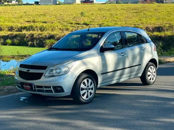CHEVROLET AGILE 1.4 MPFI LT 8V FLEX 4P MANUAL CHEVROLET AGILE 1.4 MPFI LT 8V FLEX 4P MANUAL