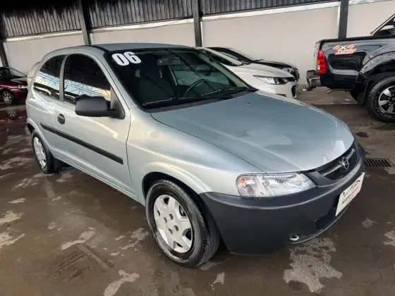 CHEVROLET CELTA 1.0 MPFI LIFE 8V FLEX 2P MANUAL CHEVROLET CELTA 1.0 MPFI LIFE 8V FLEX 2P MANUAL