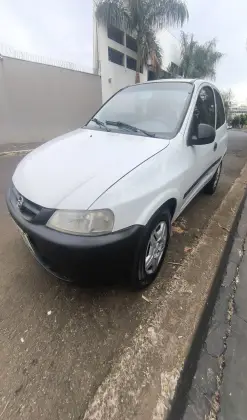 CHEVROLET CELTA 1.0 MPFI VHC LIFE 8V FLEX 2P MANUAL CHEVROLET CELTA 1.0 MPFI VHC LIFE 8V FLEX 2P MANUAL