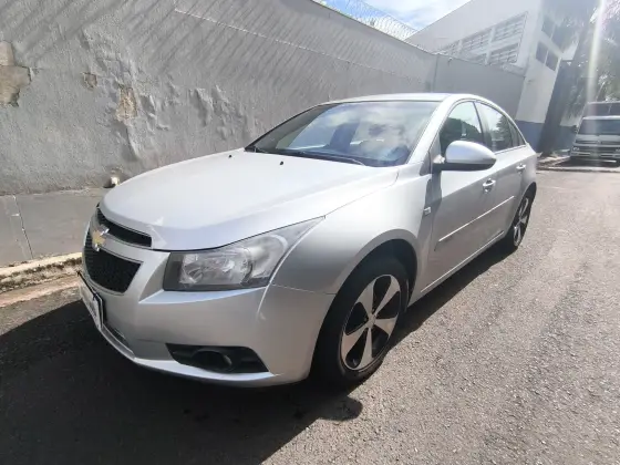 CHEVROLET CRUZE 1.8 LT 16V FLEX 4P AUTOMÁTICO CHEVROLET CRUZE 1.8 LT 16V FLEX 4P AUTOMÁTICO