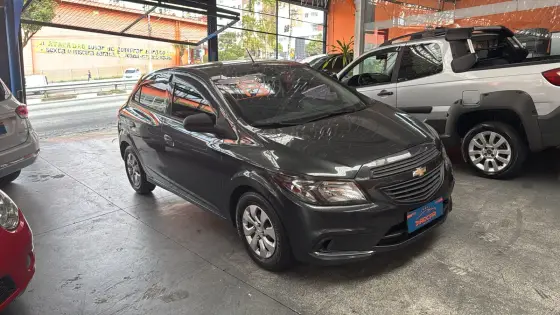 CHEVROLET ONIX 1.0 MPFI JOY 8V FLEX 4P MANUAL