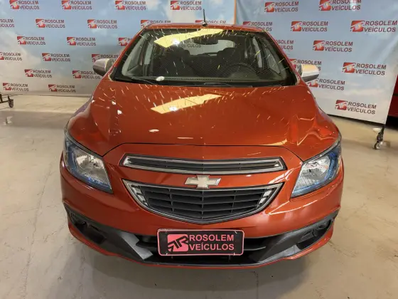 CHEVROLET ONIX 1.0 MPFI LOLLAPALOOZA 8V FLEX 4P MANUAL CHEVROLET ONIX 1.0 MPFI LOLLAPALOOZA 8V FLEX 4P MANUAL