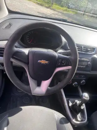 CHEVROLET-ONIX-2014