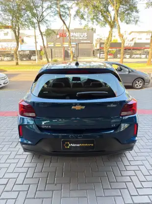 CHEVROLET-ONIX-2024