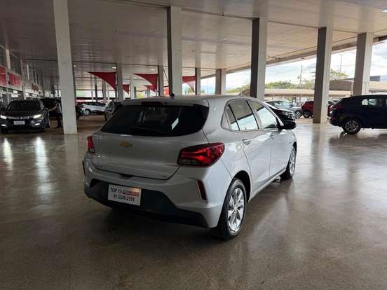 CHEVROLET-ONIX-2022