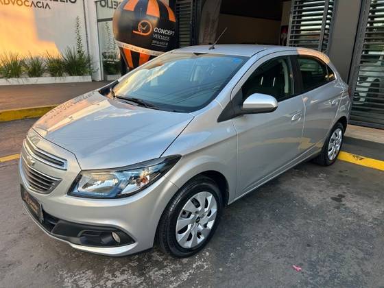 CHEVROLET ONIX 1.4 MPFI LT 8V FLEX 4P MANUAL