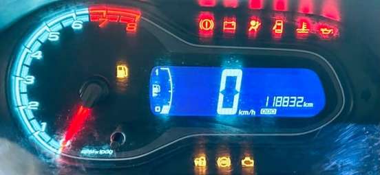 CHEVROLET-ONIX-2015