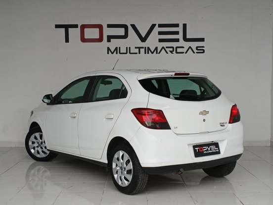 CHEVROLET-ONIX-2015