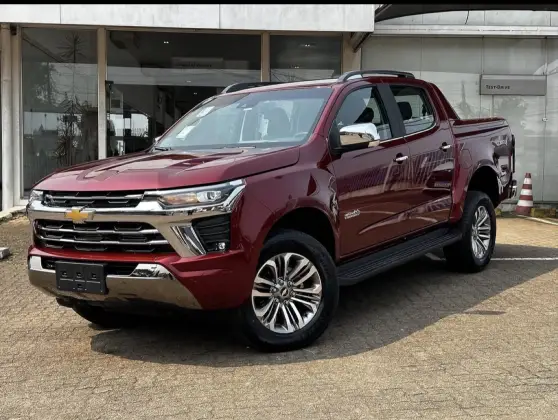 CHEVROLET S10 2.8 16V TURBO DIESEL HIGH COUNTRY CD 4X4 AUTOMÁTICO CHEVROLET S10 2.8 16V TURBO DIESEL HIGH COUNTRY CD 4X4 AUTOMÁTICO