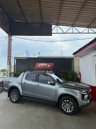 CHEVROLET S10 2.8 16V TURBO DIESEL HIGH COUNTRY CD 4X4 AUTOMÁTICO