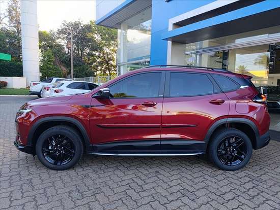 CHEVROLET-TRACKER-2025