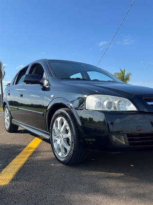 CHEVROLET ASTRA 2.0 MPFI ADVANTAGE 8V FLEX 4P MANUAL