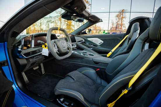 CHEVROLET-CORVETTE-2025