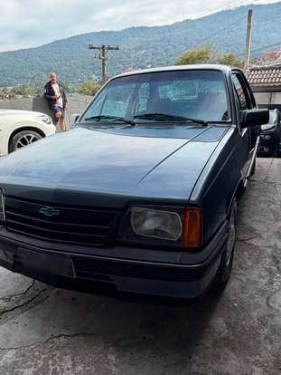 CHEVROLET-MONZA-1988