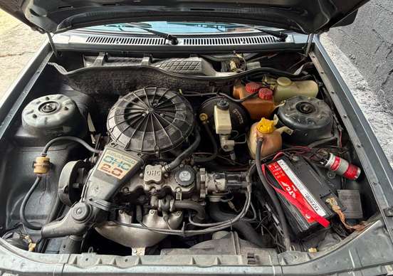 CHEVROLET-MONZA-1988