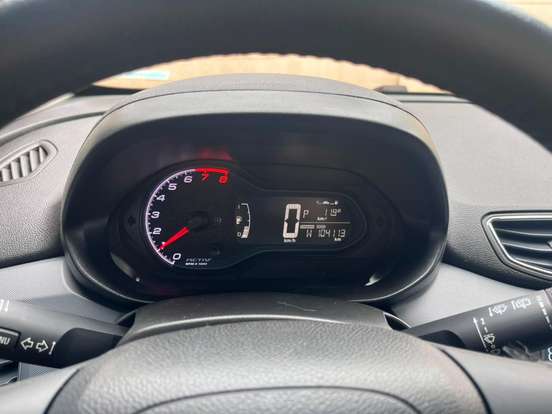 CHEVROLET-ONIX-1.4 MPFI ACTIV 8V FLEX 4P AUTOMÁTICO CHEVROLET-ONIX-2019