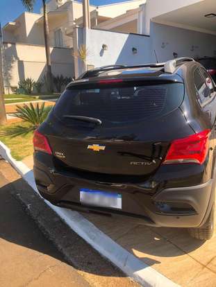 CHEVROLET-ONIX-2019