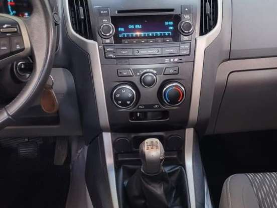 CHEVROLET-S10-2.8 LT 4X4 CD 16V TURBO DIESEL 4P MANUAL CHEVROLET-S10-2012