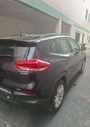 CHEVROLET-TRACKER-2021