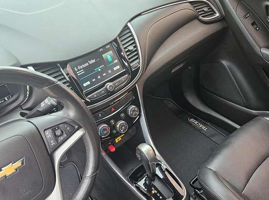 CHEVROLET-TRACKER-2018