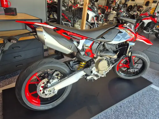 DUCATI HYPERMOTARD 698 MONO DUCATI HYPERMOTARD 698 MONO