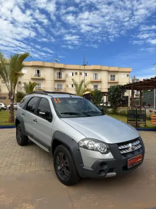 FIAT PALIO 1.8 MPI ADVENTURE WEEKEND 16V FLEX 4P MANUAL FIAT PALIO 1.8 MPI ADVENTURE WEEKEND 16V FLEX 4P MANUAL