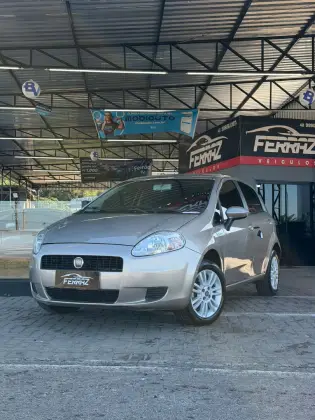 FIAT PUNTO 1.4 ATTRACTIVE 8V FLEX 4P MANUAL FIAT PUNTO 1.4 ATTRACTIVE 8V FLEX 4P MANUAL