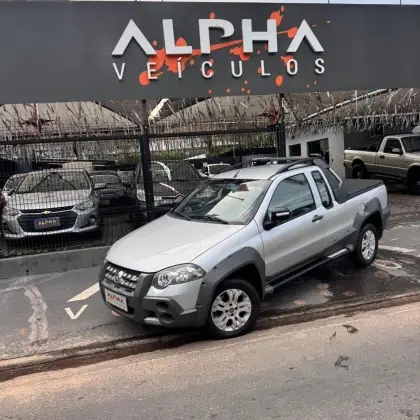FIAT STRADA 1.8 MPI ADVENTURE CD 16V FLEX 2P MANUAL FIAT STRADA 1.8 MPI ADVENTURE CD 16V FLEX 2P MANUAL