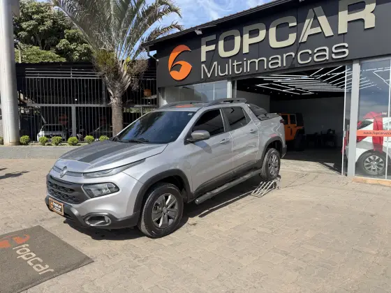 FIAT TORO 1.8 16V EVO FLEX FREEDOM AT6 FIAT TORO 1.8 16V EVO FLEX FREEDOM AT6
