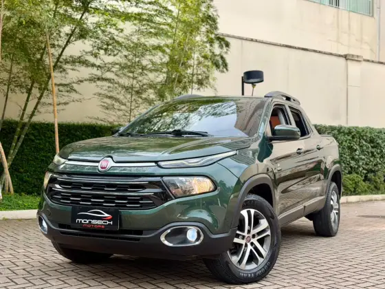 FIAT TORO 2.4 16V MULTIAIR FLEX FREEDOM AT9 FIAT TORO 2.4 16V MULTIAIR FLEX FREEDOM AT9