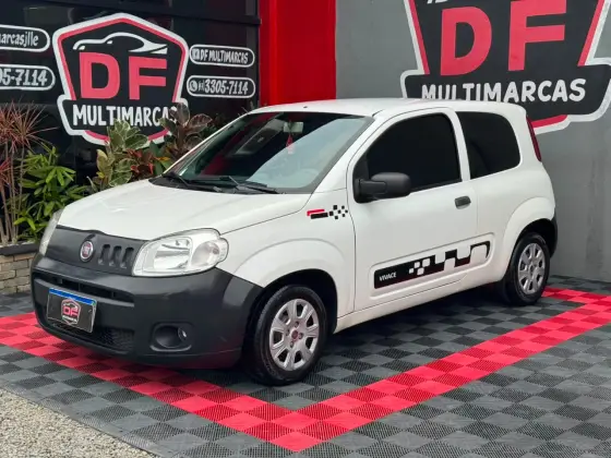 FIAT UNO 1.0 EVO VIVACE 8V FLEX 2P MANUAL FIAT UNO 1.0 EVO VIVACE 8V FLEX 2P MANUAL