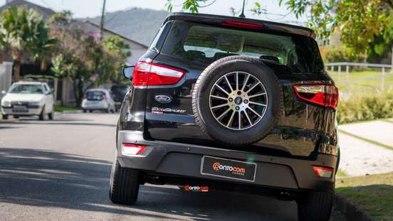 FORD-ECOSPORT-2018