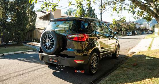 FORD-ECOSPORT-2018
