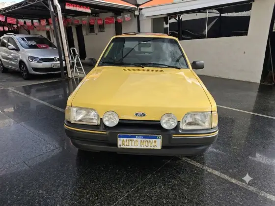 FORD ESCORT 1.8 XR3 8V ÁLCOOL 2P MANUAL