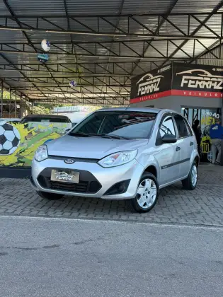 FORD FIESTA 1.0 MPI HATCH 8V FLEX 4P MANUAL FORD FIESTA 1.0 MPI HATCH 8V FLEX 4P MANUAL