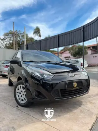FORD FIESTA 1.0 ROCAM SE 8V FLEX 4P MANUAL FORD FIESTA 1.0 ROCAM SE 8V FLEX 4P MANUAL