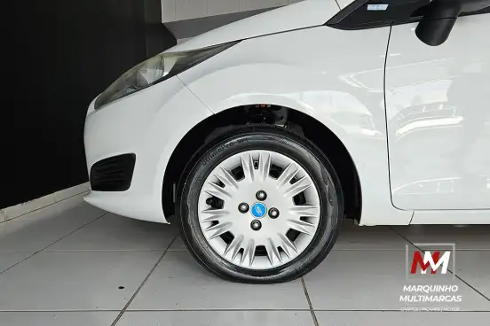 FORD-FIESTA-2016