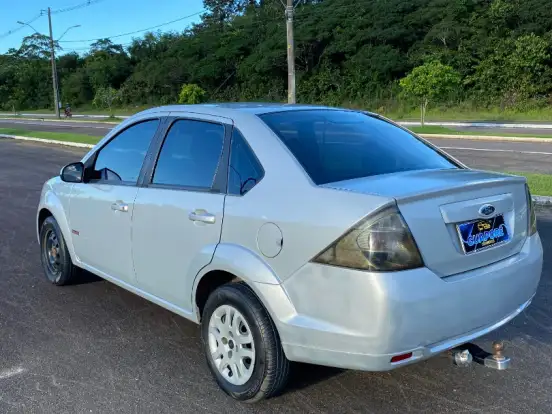 FORD-FIESTA-1.6 MPI SEDAN 8V FLEX 4P MANUAL FORD-FIESTA-2011