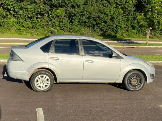 FORD-FIESTA-2011