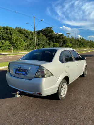 FORD-FIESTA-2011