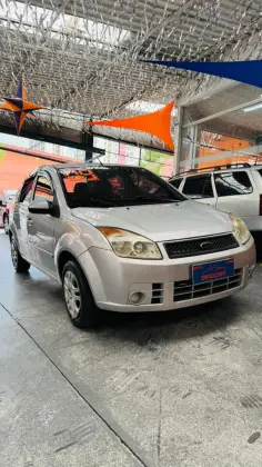 FORD FIESTA 1.6 MPI SEDAN 8V FLEX 4P MANUAL FORD FIESTA 1.6 MPI SEDAN 8V FLEX 4P MANUAL