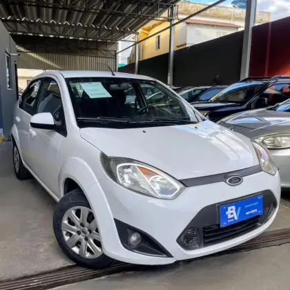 FORD FIESTA 1.6 SE SEDAN 16V FLEX 4P MANUAL FORD FIESTA 1.6 SE SEDAN 16V FLEX 4P MANUAL
