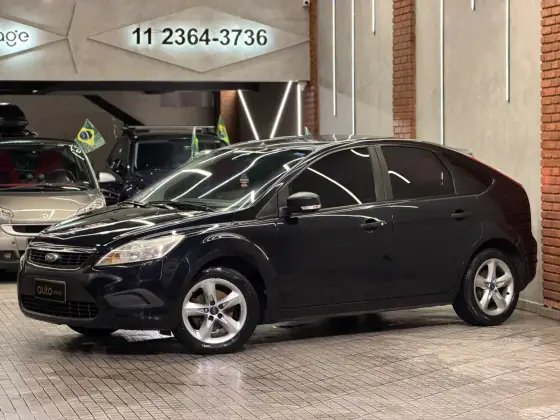 FORD FOCUS 1.6 GL 16V FLEX 4P MANUAL FORD FOCUS 1.6 GL 16V FLEX 4P MANUAL
