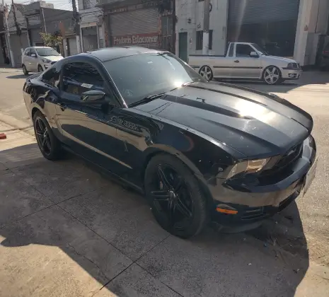 FORD MUSTANG 3.7 V6 GASOLINA MANUAL FORD MUSTANG 3.7 V6 GASOLINA MANUAL