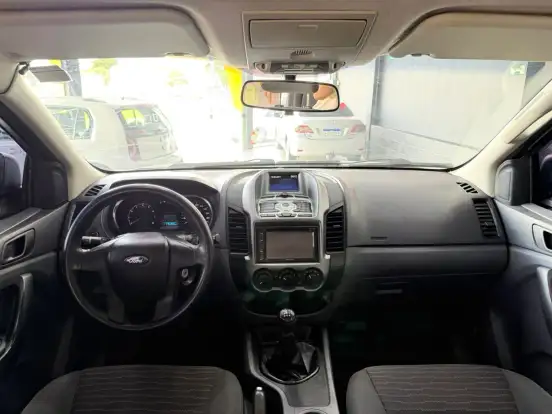 FORD-RANGER-2013