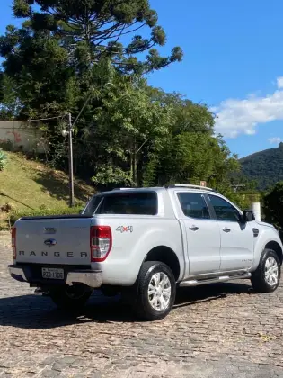 FORD RANGER 3.2 LIMITED 4X4 CD 20V DIESEL 4P AUTOMÁTICO