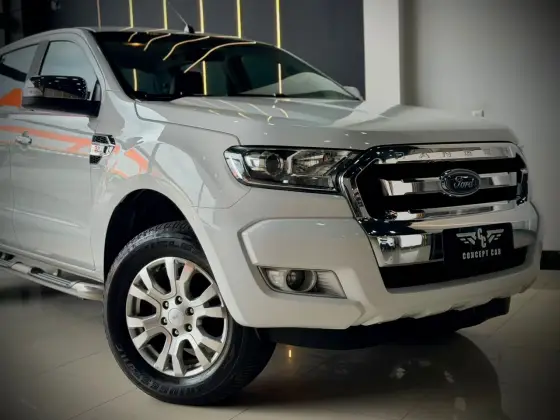 FORD RANGER 3.2 XLT 4X4 CD 20V DIESEL 4P AUTOMÁTICO FORD RANGER 3.2 XLT 4X4 CD 20V DIESEL 4P AUTOMÁTICO