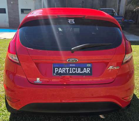 FORD-FIESTA-2014
