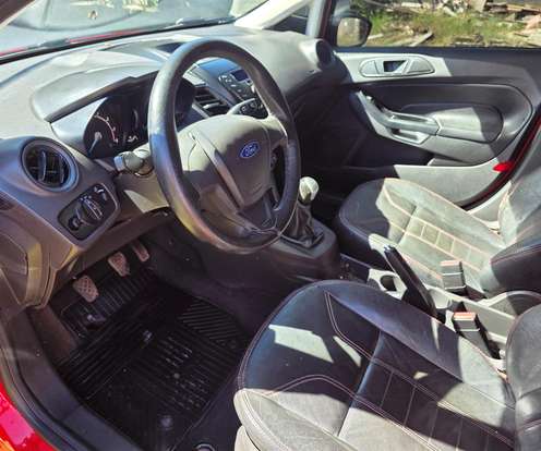 FORD-FIESTA-2014